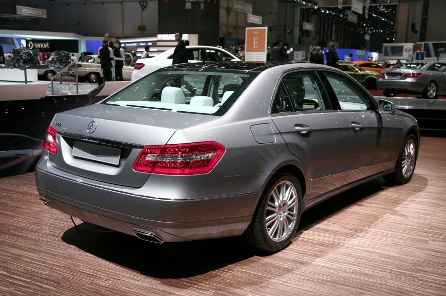  Mercedes-Benz E-Class 2010 года  (фото 52 из 128)